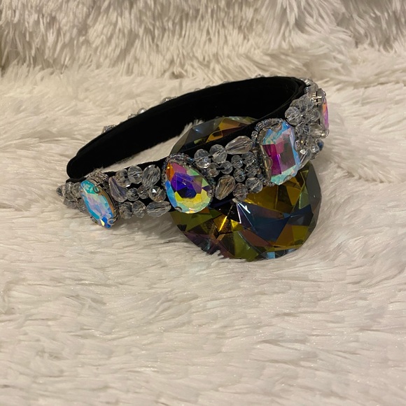 Women’s crystal headband main image 7